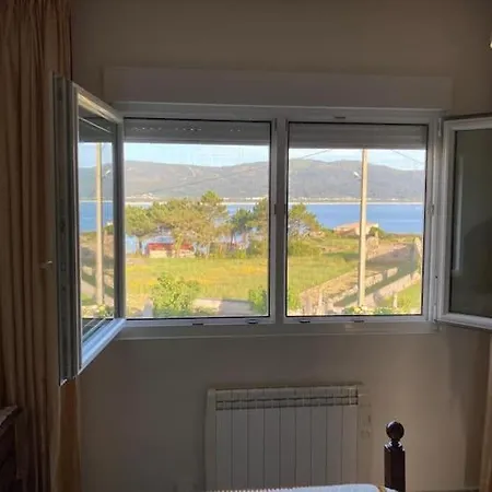 Feriehus Casa Caldebarcos, A 100 Metros De La Playa De Carnota Caldebarcos